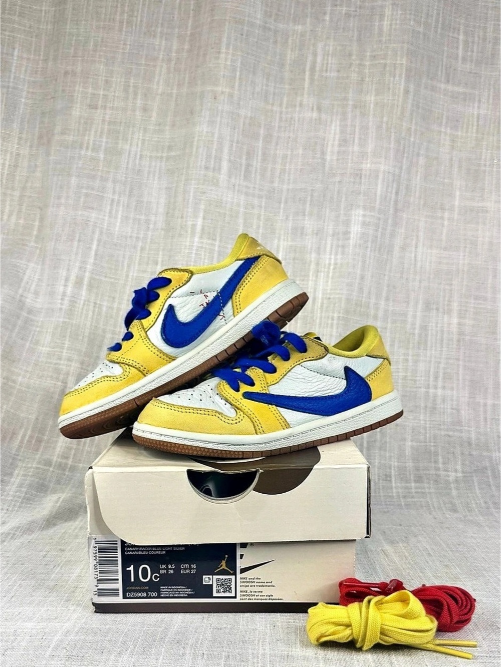 Nike Air Jordan Travis Scott 1 Low Sneakers Canary Yellow & Blue Girls US 10C